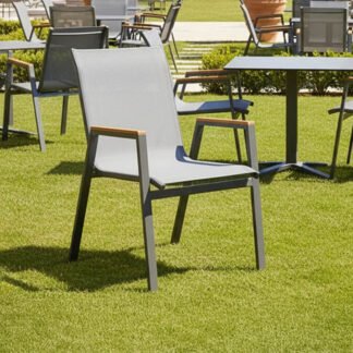 Πολυθρόνα Azelie pakoworld στοιβαζόμενη textilene ανθρακί-πόδι αλουμινίου ανθρακί-plywood μπράτσο 56x75x88εκ